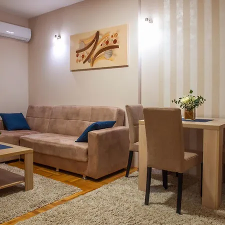 Apartman Happy Day Valjevo Esterno foto