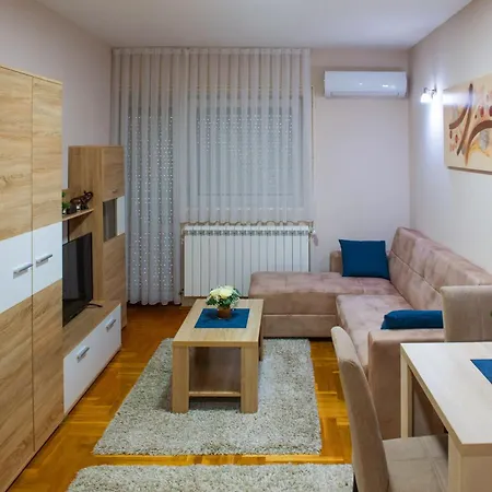 Apartman Happy Day Valjevo Esterno foto