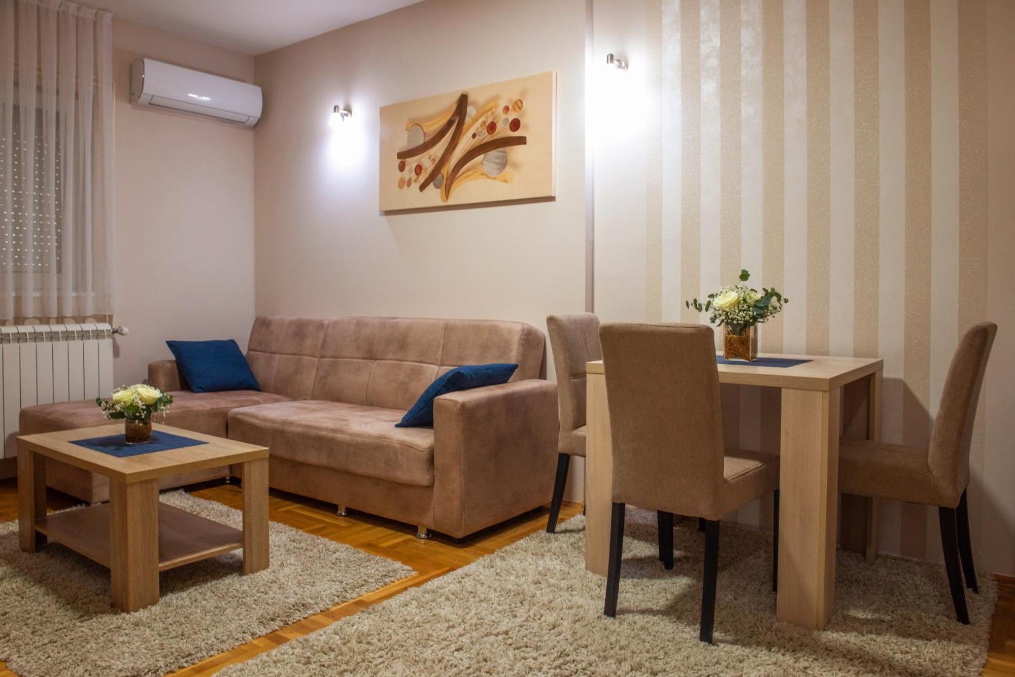Apartment Happy Day *